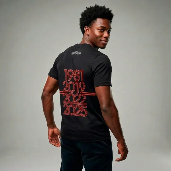 Camiseta Unissex Preta Tetracampeão